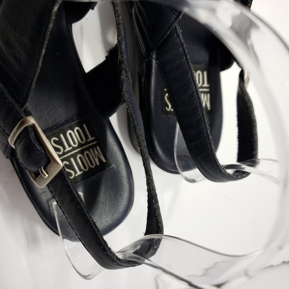 SALE PRICED!!>>VINTAGE MOOTSIES TOOTSIES NAVY SANDALS - Picture 3 of 6